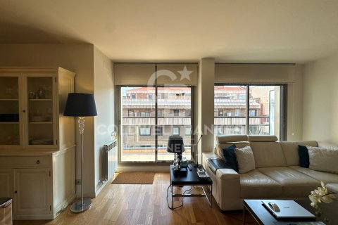 Penthouse à vendre à Barcelona, Espagne, 3 chambres, 112 m2 No. 179005 - photo 2