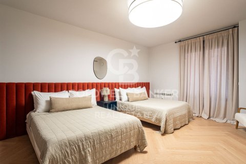 Apartment à vendre à Madrid, Espagne, 3 chambres, 220 m2 No. 179001 - photo 15