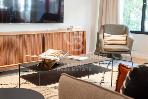 Apartment à Madrid, Espagne 3 chambres, 220 m2 No. 179001