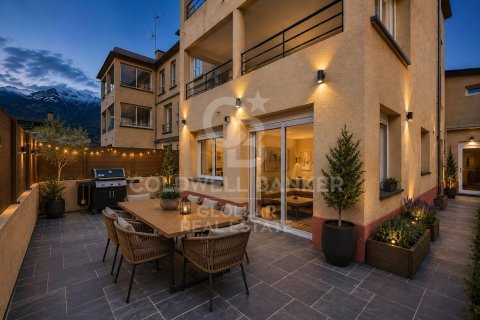 Apartment en Espagne 4 chambres, 110 m2 No. 178999