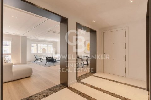 Apartment à vendre à Madrid, Espagne, 3 chambres, 239 m2 No. 179002 - photo 17