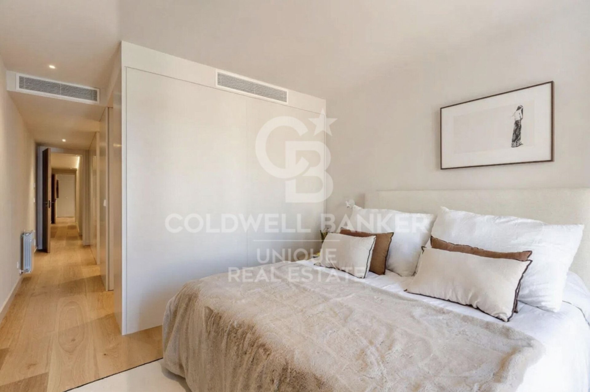 Appartamento a Madrid, Spagna 3 camere da letto, 239 mq. N° 179002