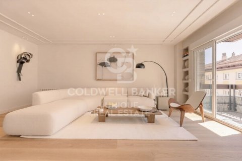 Apartment à vendre à Madrid, Espagne, 3 chambres, 239 m2 No. 179002 - photo 8