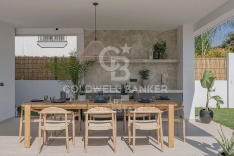 Villa en venta en Marbella, Málaga, España 4 dormitorios, 417 m2 No. 179003 - foto 3