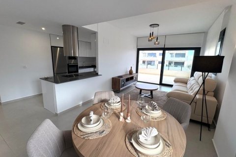 Apartment for sale in Alicante, Spain 3 bedrooms, 140 sq.m. No. 179558 - photo 15