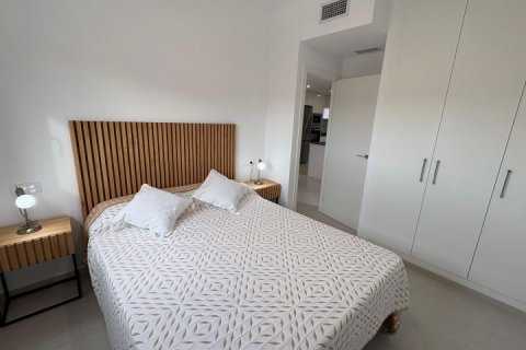 Apartment for sale in Alicante, Spain 3 bedrooms, 140 sq.m. No. 179558 - photo 20