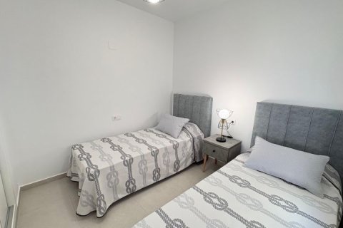 Apartment for sale in Alicante, Spain 2 bedrooms, 84 sq.m. No. 179557 - photo 18