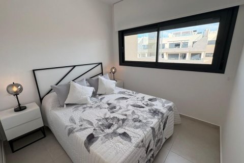 Apartment for sale in Alicante, Spain 2 bedrooms, 84 sq.m. No. 179557 - photo 16