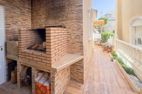 Huvila myytävänä La Florida, Alicante, Espanja, 4 makuuhuonetta, 105 m2 No. 179560 - kuva 7