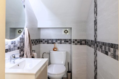 Huvila myytävänä La Florida, Alicante, Espanja, 4 makuuhuonetta, 105 m2 No. 179560 - kuva 22