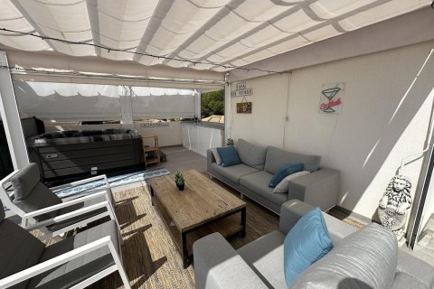 Apartment in Urbanizacion Las Filipinas, Alicante, Spain 2 bedrooms, 85 sq.m. No. 179555