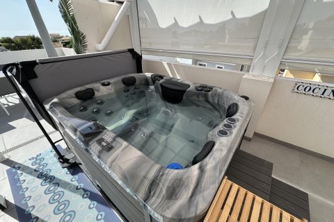 Apartment for sale in Urbanizacion Las Filipinas, Alicante, Spain 2 bedrooms, 85 sq.m. No. 179555 - photo 10