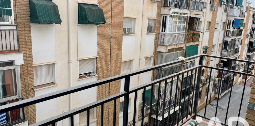 Apartament w Malaga, Hiszpania 3 sypialnie, 93 mkw. nr 187618