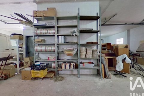 Продажа коммерческой недвижимости в Рокетес, Таррагона, Испания 2 спальни, 181м2 №187617 - фото 13
