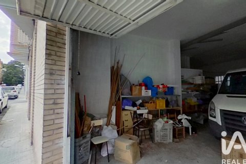 Продажа коммерческой недвижимости в Рокетес, Таррагона, Испания 2 спальни, 181м2 №187617 - фото 28