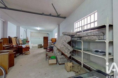 Продажа коммерческой недвижимости в Рокетес, Таррагона, Испания 2 спальни, 181м2 №187617 - фото 17