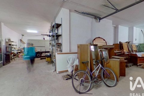Продажа коммерческой недвижимости в Рокетес, Таррагона, Испания 2 спальни, 181м2 №187617 - фото 19