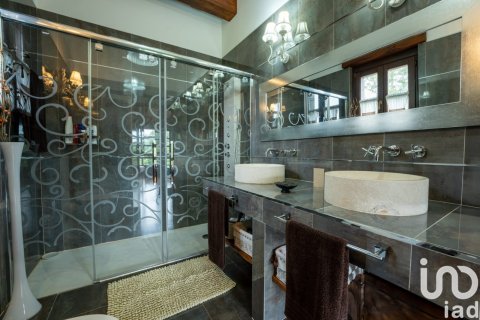 Продажа дома в Рибадедева, Астурия, Испания 4 спальни, 315м2 №153393 - фото 21