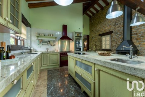 Продажа дома в Рибадедева, Астурия, Испания 4 спальни, 315м2 №153393 - фото 12