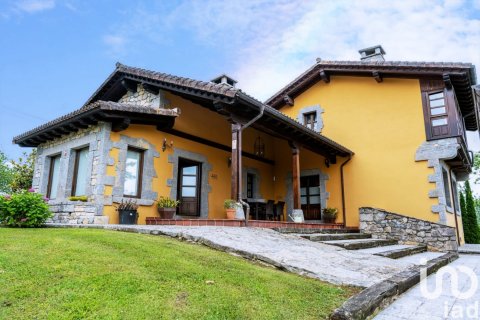 Продажа дома в Рибадедева, Астурия, Испания 4 спальни, 315м2 №153393 - фото 3