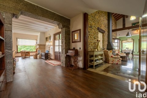 Продажа дома в Рибадедева, Астурия, Испания 4 спальни, 315м2 №153393 - фото 5