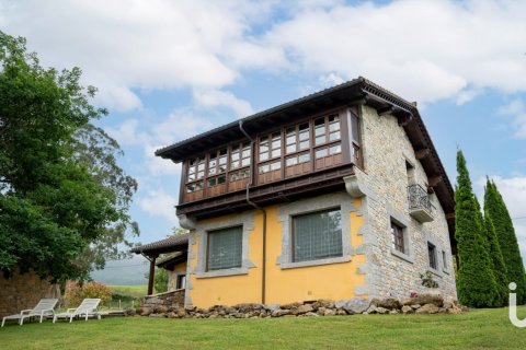 Продажа дома в Рибадедева, Астурия, Испания 4 спальни, 315м2 №153393 - фото 2