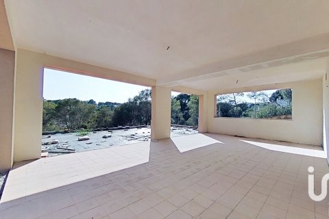 Casa a Bellvei, Tarragona, Spagna 7 camere da letto, 320 mq. N° 153398