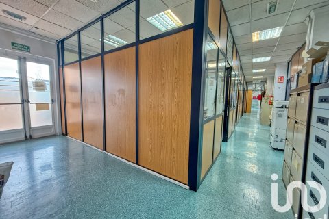 Продажа коммерческой недвижимости в Кастельон-де-ла-Плана, Кастельон, Испания 8738м2 №153395 - фото 20