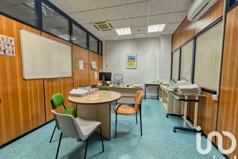 Продажа коммерческой недвижимости в Кастельон-де-ла-Плана, Кастельон, Испания 8738м2 №153395 - фото 29