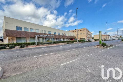 Komerciāls īpašums Castellon de la Plana, Castellon, Spānijā 8738 m2 Nr. 153395