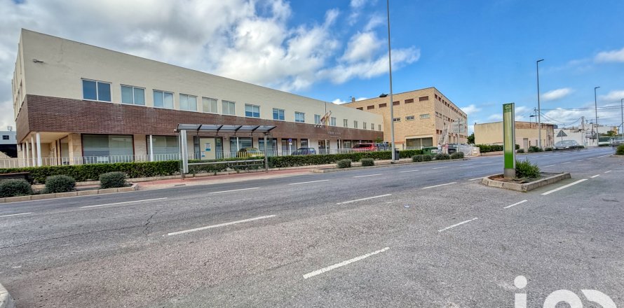 Коммерческая недвижимость в Кастельон-де-ла-Плана, Кастельон, Испания 8738м2 №153395