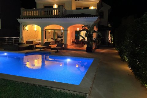 Villa for sale in Sa Rapita, Mallorca, Spain 3 bedrooms, 351 sq.m. No. 147011 - photo 3