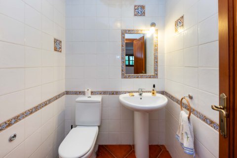 Villa for sale in Nova Santa Ponsa, Mallorca, Spain 4 bedrooms, 416 sq.m. No. 147013 - photo 12