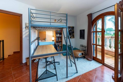 Villa for sale in Nova Santa Ponsa, Mallorca, Spain 4 bedrooms, 416 sq.m. No. 147013 - photo 15