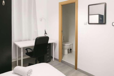 Proprietà commerciale in vendita a Ciutat Vella, Barcelona, Spagna 9 camere da letto, 180 mq. N° 144674 - foto 23