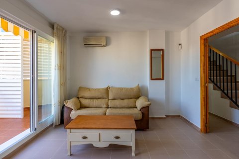 Penthouse for sale in Villajoyosa, Alicante, Spain 3 bedrooms, 98 sq.m. No. 144670 - photo 13