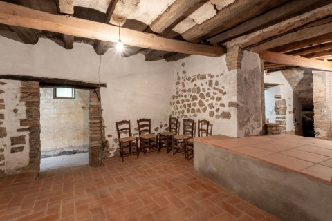 House for sale in Piera, Barcelona, Spain 6 bedrooms, 364 sq.m. No. 186439 - photo 17