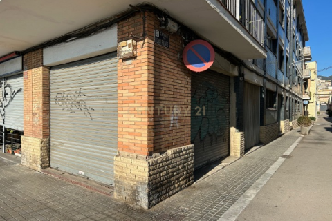 Commercial property in Premia De Mar, Barcelona, Spain 91 sq.m. No. 186442