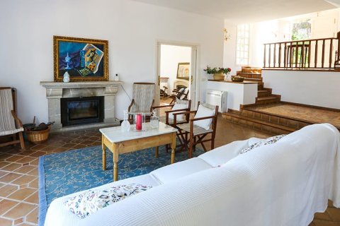 Villa for sale in Portals Nous, Mallorca, Spain 4 bedrooms, 390 sq.m. No. 148104 - photo 10