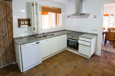 Villa for sale in Portals Nous, Mallorca, Spain 4 bedrooms, 390 sq.m. No. 148104 - photo 21