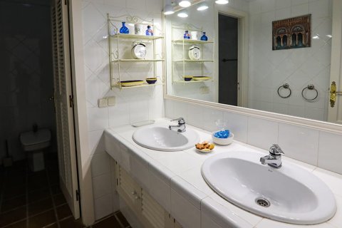 Villa for sale in Portals Nous, Mallorca, Spain 4 bedrooms, 390 sq.m. No. 148104 - photo 15