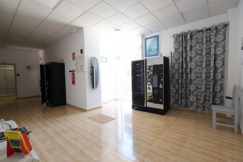 Commercial property for sale San Miguel de Salinas, Alicante, Spain 6 bedrooms, 200 sq.m. No. 114479 - photo 2