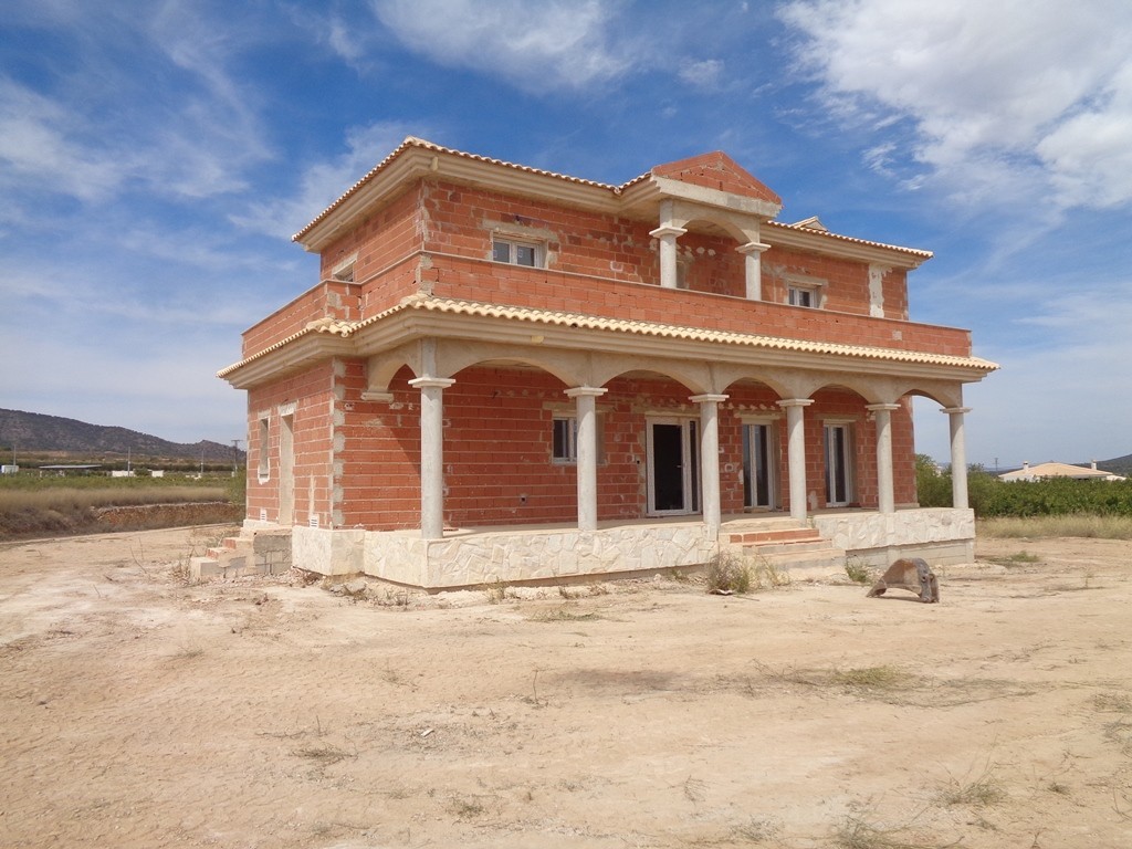 Villa a Pinoso, Alicante, Spagna 4 camere da letto, 210 mq. N° 114364