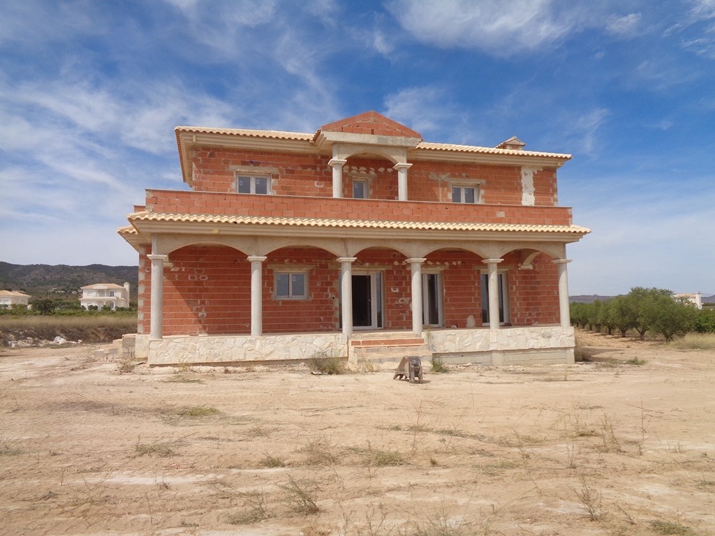 Villa a Pinoso, Alicante, Spagna 4 camere da letto, 210 mq. N° 114364