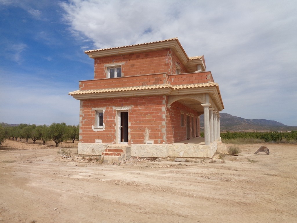 Villa a Pinoso, Alicante, Spagna 4 camere da letto, 210 mq. N° 114364