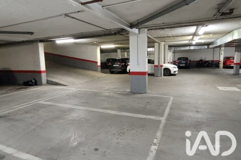 Garage for sale in Madrid, Spain No. 187541 - photo 4