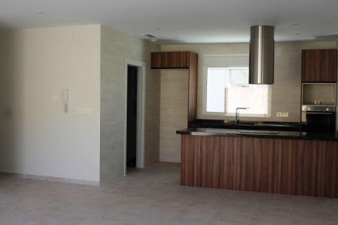 Villa till salu i La Romana, Alicante, Spanien 3 sovrum, 135 kvm. Nr. 171851 - foto 3
