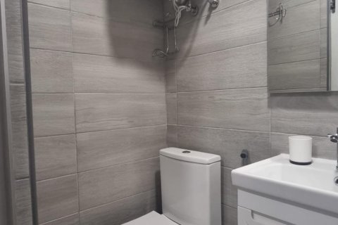 Apartment for sale in Torrevieja, Alicante, Spain 3 bedrooms, 105 sq.m. No. 165619 - photo 16