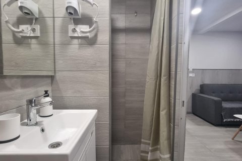 Apartment for sale in Torrevieja, Alicante, Spain 3 bedrooms, 105 sq.m. No. 165619 - photo 14