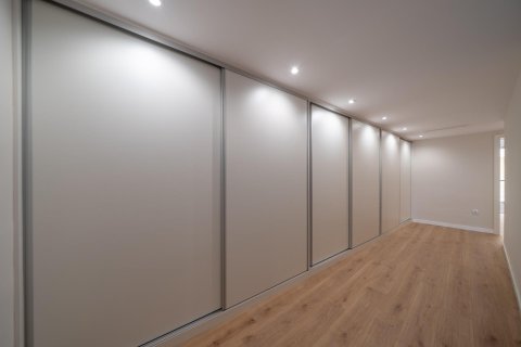 Apartament w Alicante, Hiszpania 4 sypialnie, 200 mkw. nr 165618 – zdjęcie 25